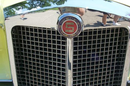 Stutz logo and radiator