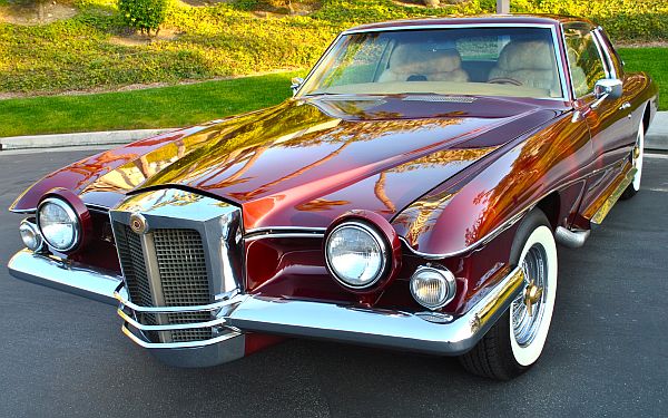 1972 Stutz Blackhawk