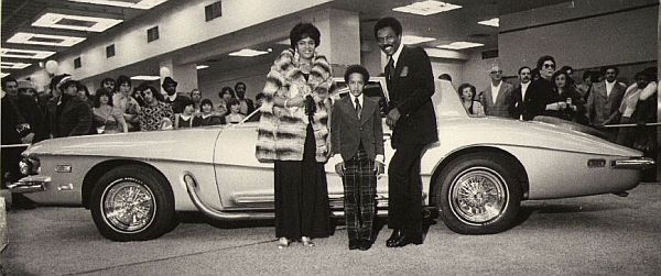 Wilson Pickett with family and Stutz