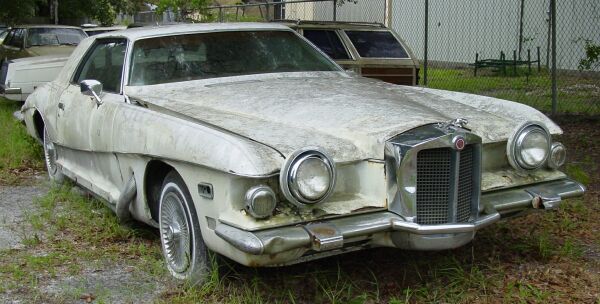 Stutz wreck
