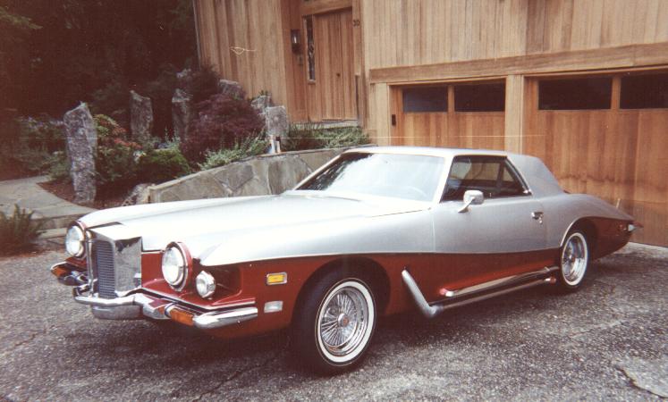 Stutz Blackhawk 1975