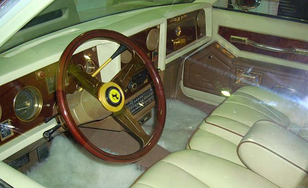 Stutz interior
