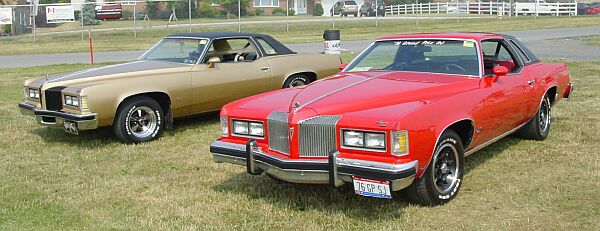 2 Pontiac Grand Prix 1976