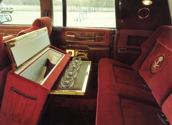 Stutz Diplomatica interior